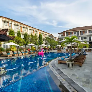 4* Otel Kuta Club